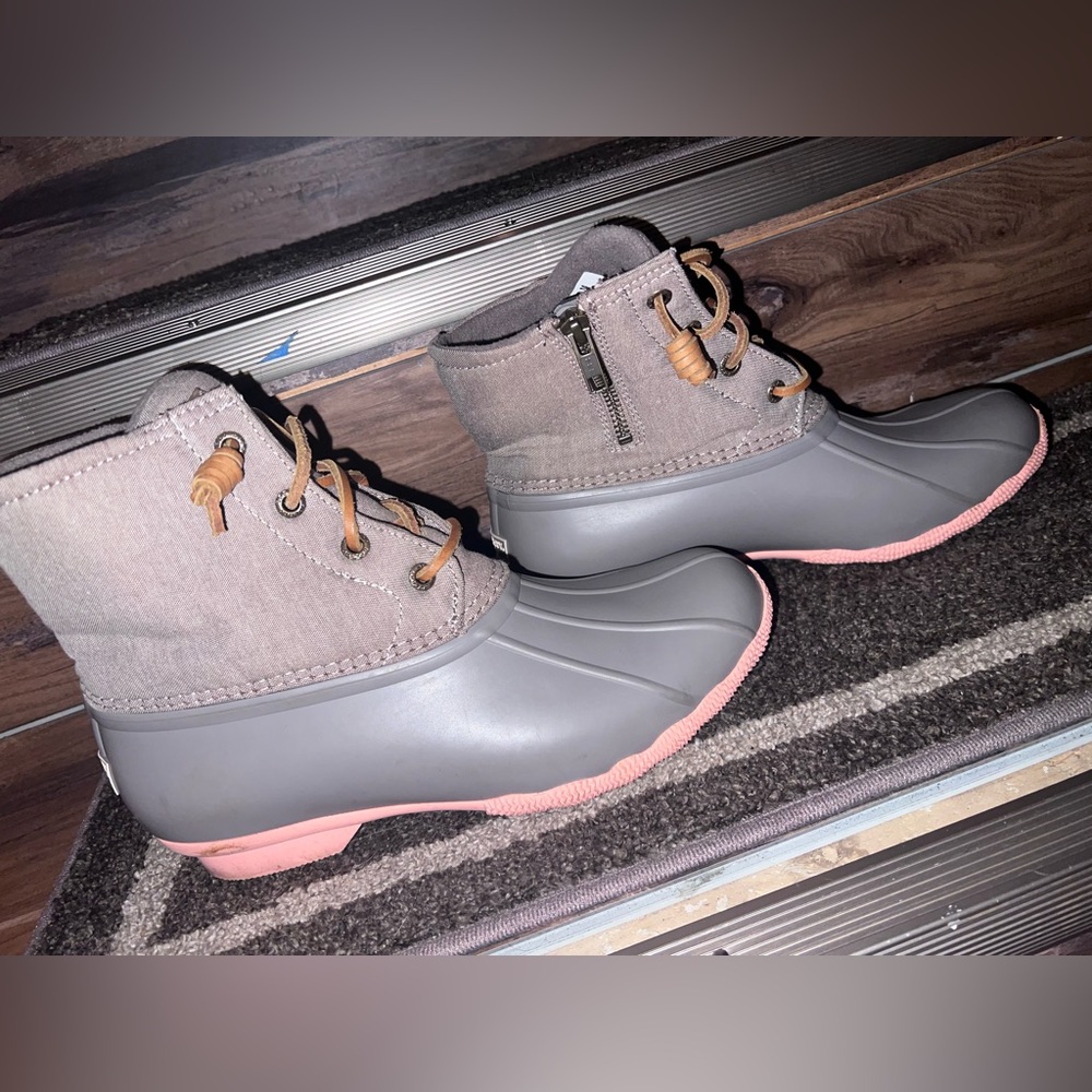 Women’s Sperry Duck Rain Boot - Peach, Grey, Size 8M